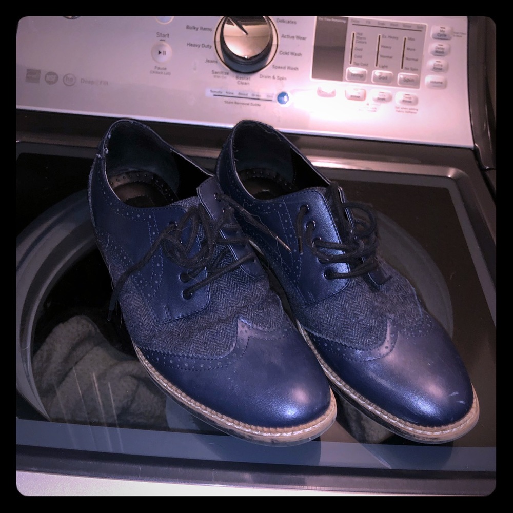 Blue Bar 3 dress shoes